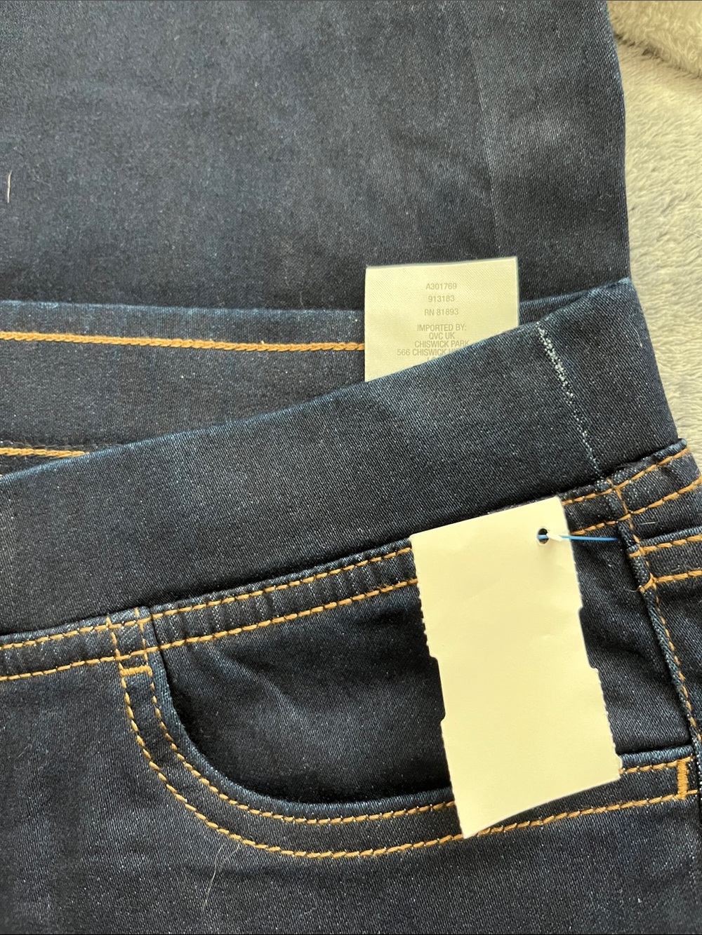 High-Waist Dark Blue Women's Jeans BNWT - Picture 3 of 6